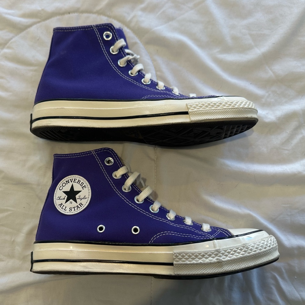 Converse All Stars Purple High Top Men’s 6.5, Women’s 8.5 Excellent Condition